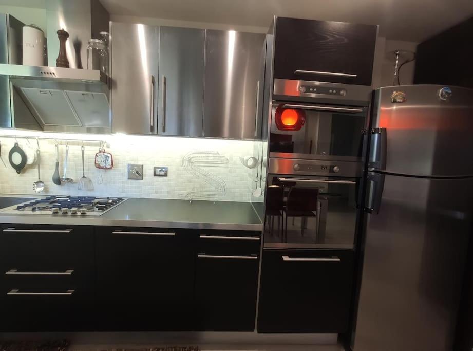 Appartamento Incantevole Con Parcheggio Gratuito Florencia Exterior foto