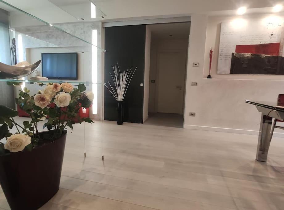 Appartamento Incantevole Con Parcheggio Gratuito Florencia Exterior foto
