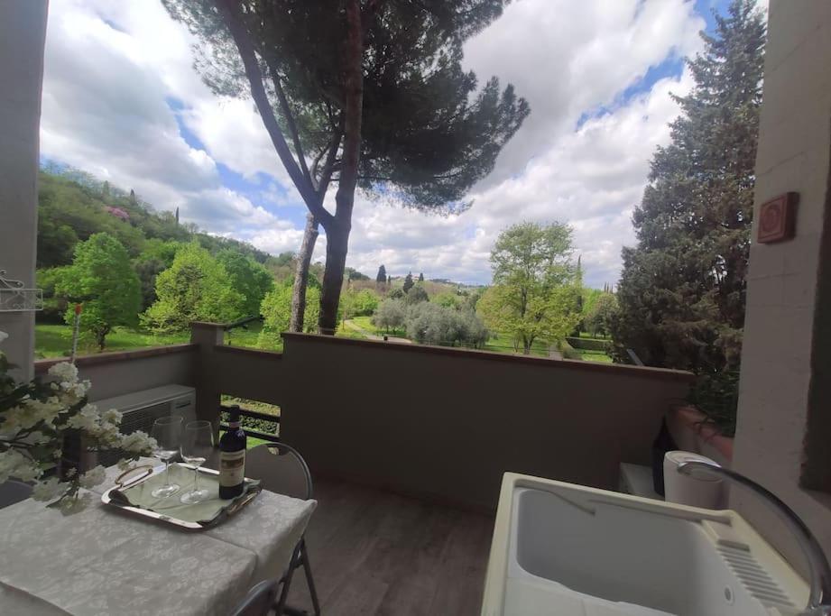 Appartamento Incantevole Con Parcheggio Gratuito Florencia Exterior foto